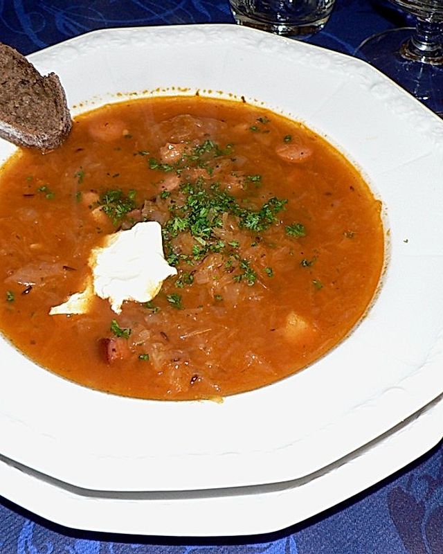 Sauerkrautsuppe "Zelňačka"