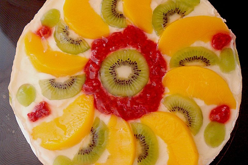 Saftige Obsttorte