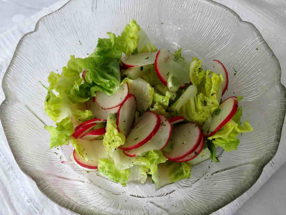 Blattsalat mit Radieschen von Juulee| Chefkoch