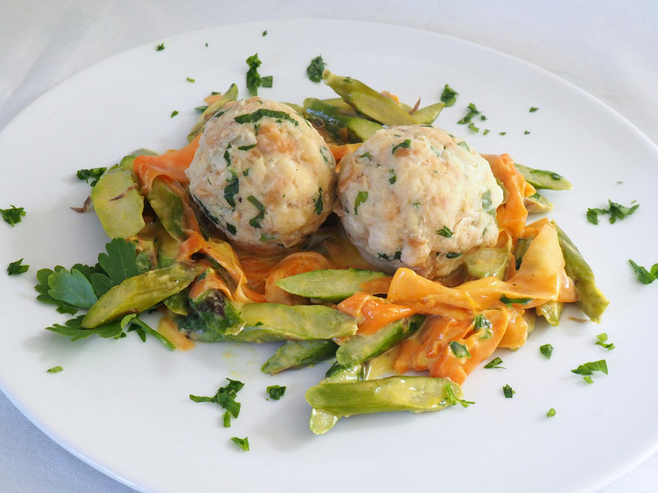 Bärlauchknödel auf Gemüse von trekneb| Chefkoch