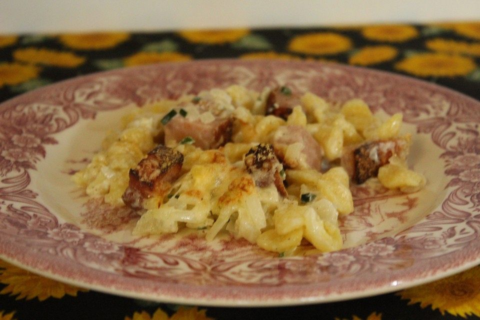 Spätzle-Leberkäse-Auflauf