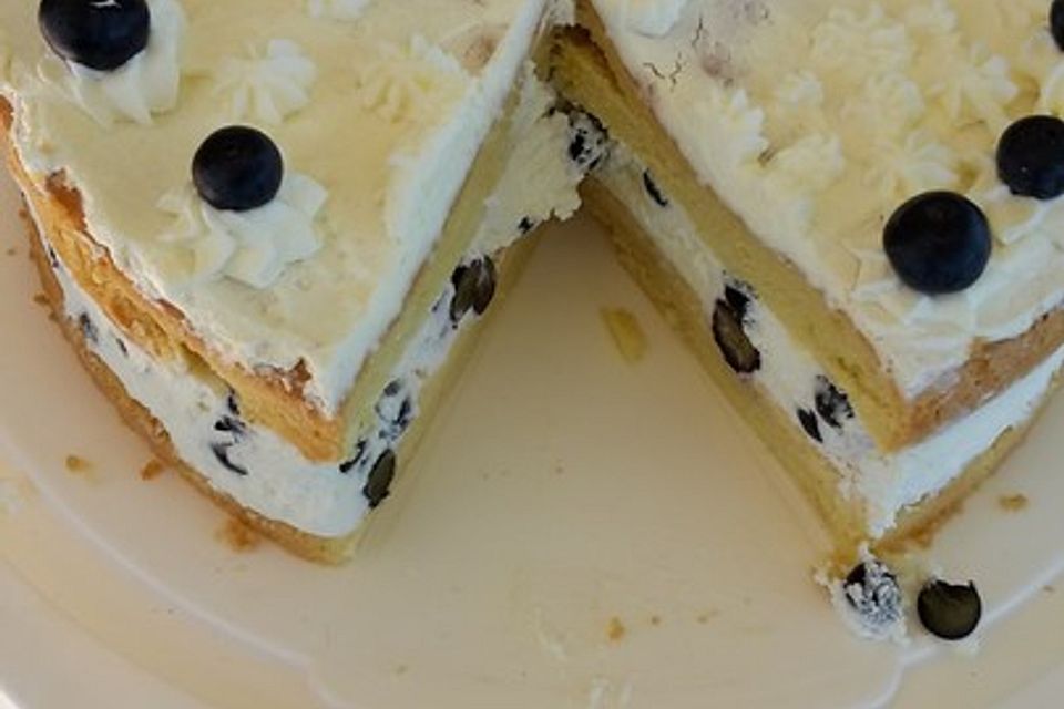 Heidelbeer-Joghurt-Torte