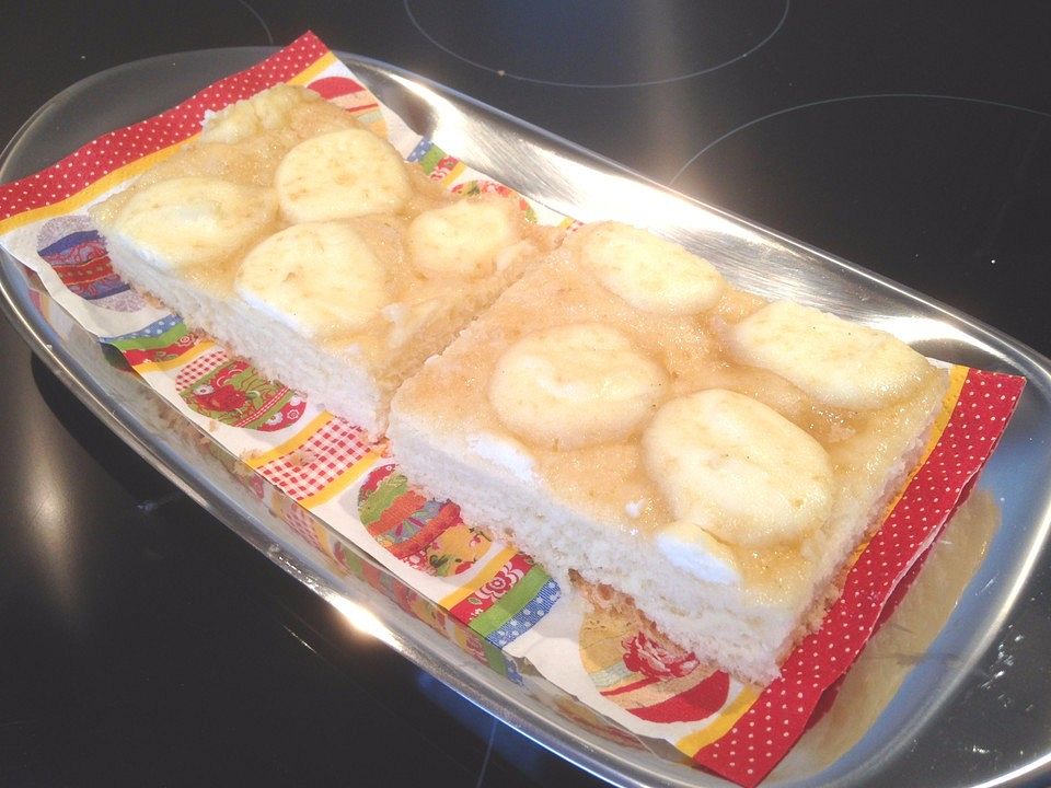 Zuckerkuchen mit saurer Sahne von deadmidnight| Chefkoch