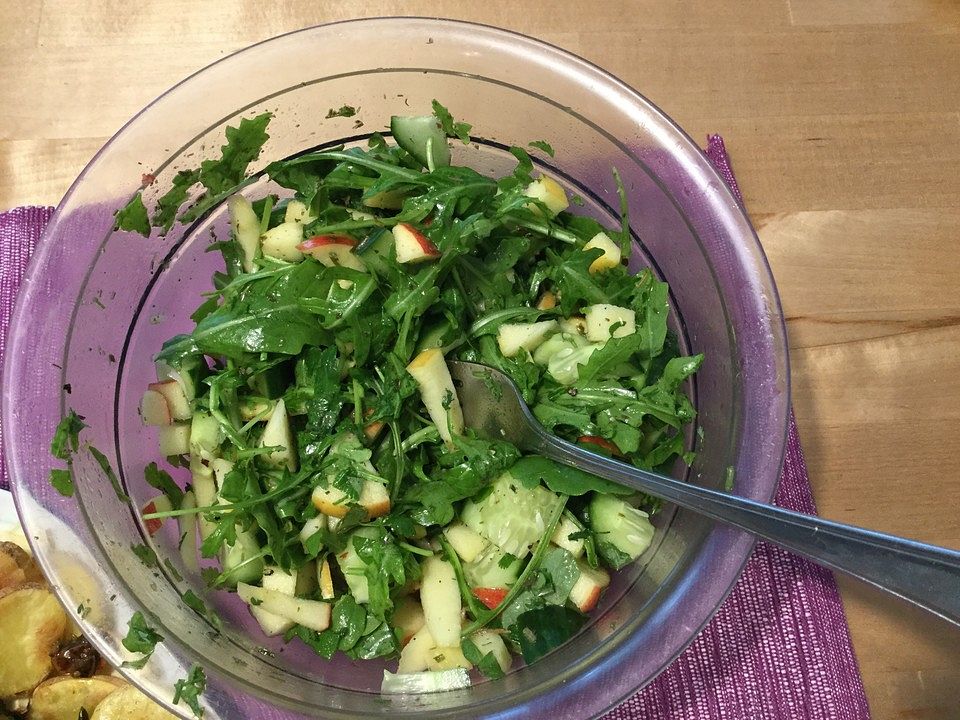 Rucola mit Apfel, Gurke und Kräutern von kati2707 Chefkoch