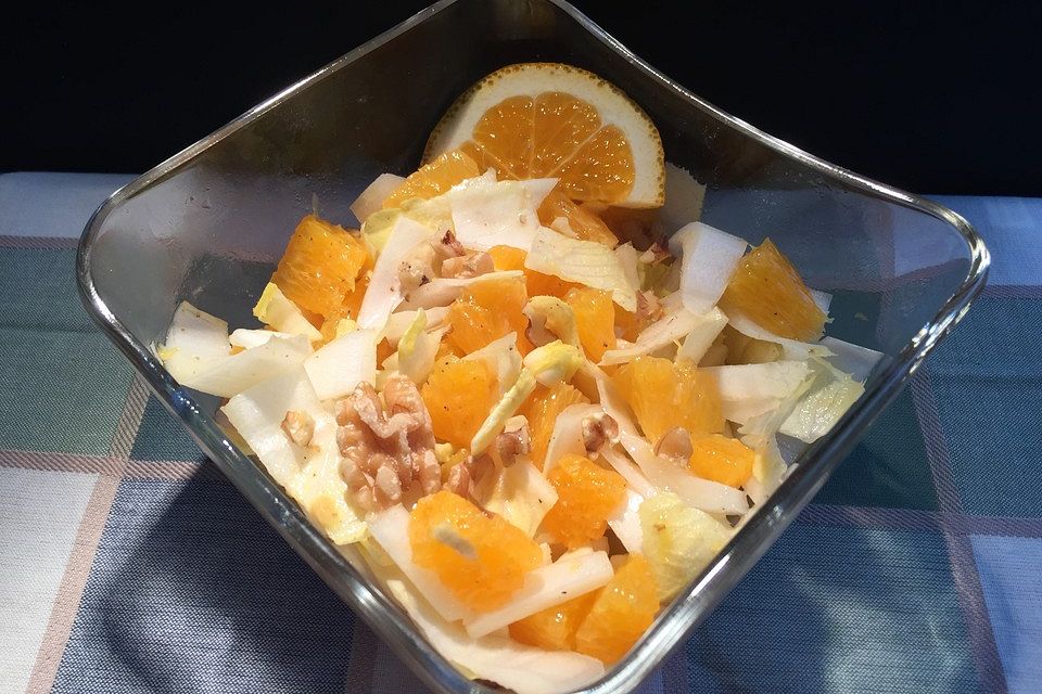 Chicoree Orangen Salat