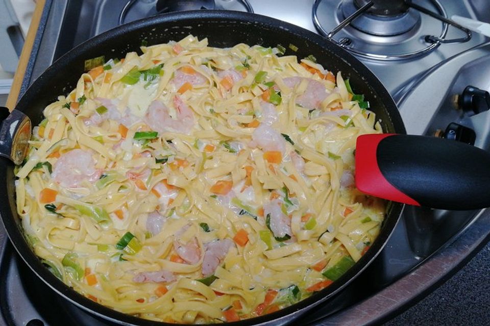 Spaghetti in Schinken-Sahne-Soße