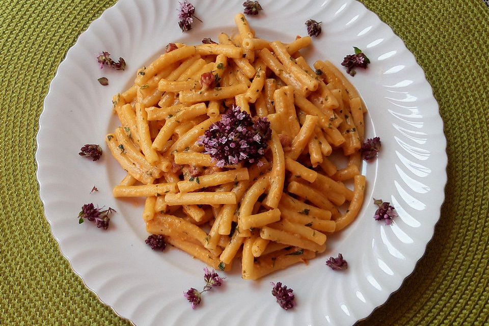 Spaghetti in Schinken-Sahne-Soße