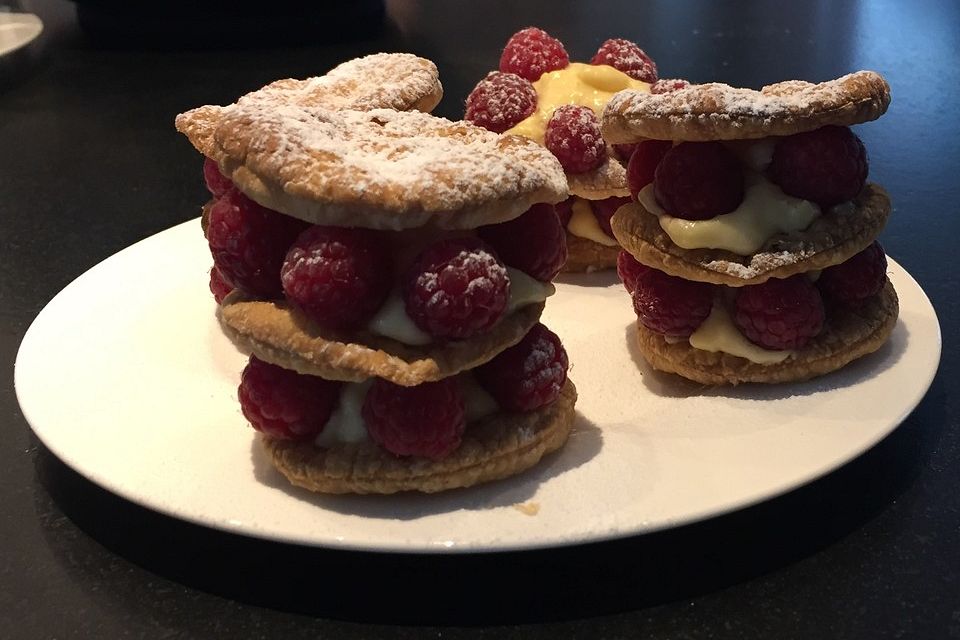 Mille Feuille von der weißen Schokolade