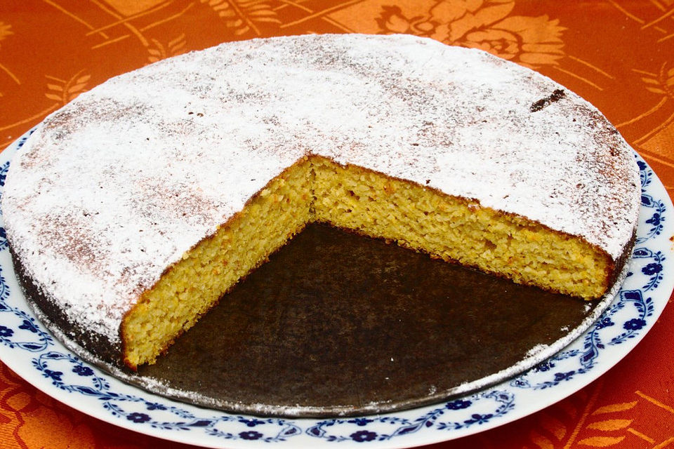 Mandel-Orangen-Kuchen