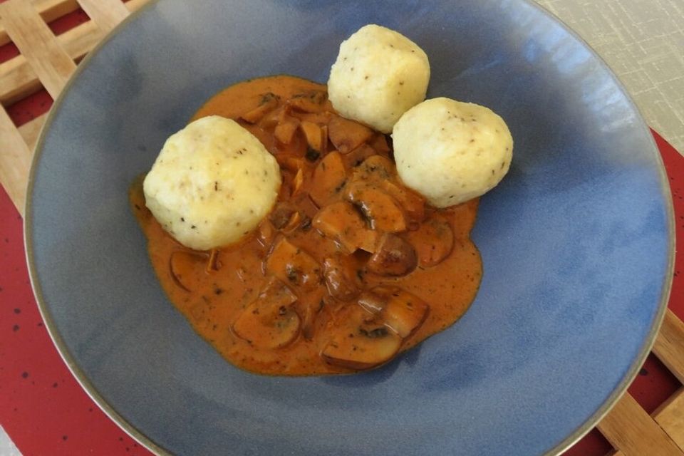 Champignon-Sauce mit Cognac-Weißwein-"Touch"