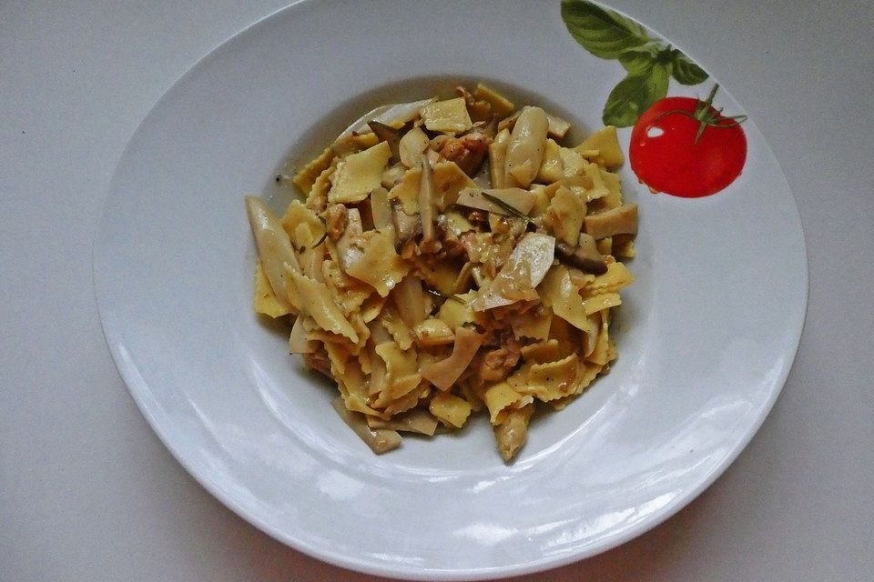 Tagliatelle mit Spargel und Kräuterseitlingen