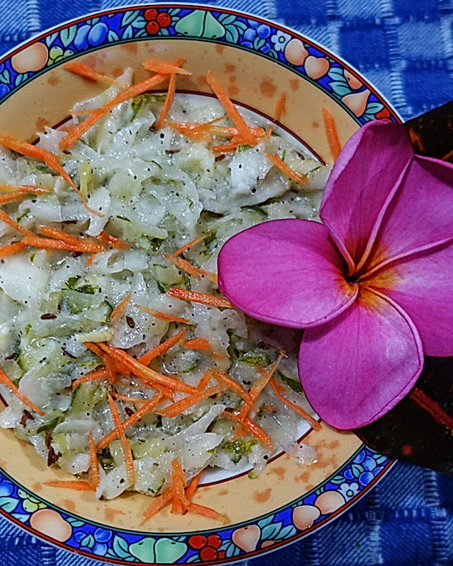 Exotisch-würziger Gurken-Rettich-Salat 'Labuan Poh'