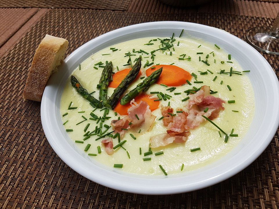 Kartoffel-Spargelcreme-Suppe von Alwigu432| Chefkoch