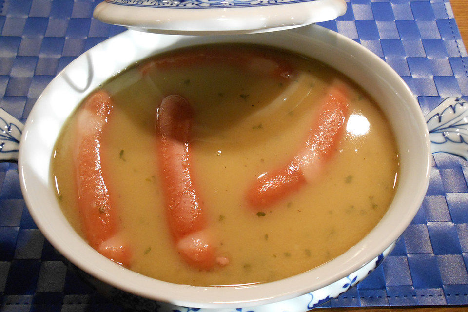 Kartoffelsuppe nach Uromas Art