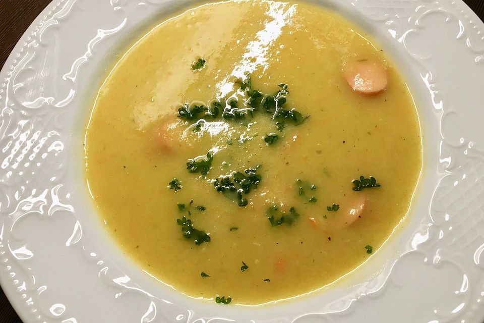 Kartoffelsuppe nach Uromas Art