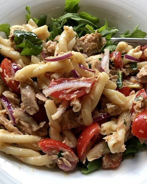 Thunfischsalat Rezepte - die besten Rezepte 2024 | Chefkoch Thunfischsalat Rezepte - die besten Rezepte 2024 | Chefkoch