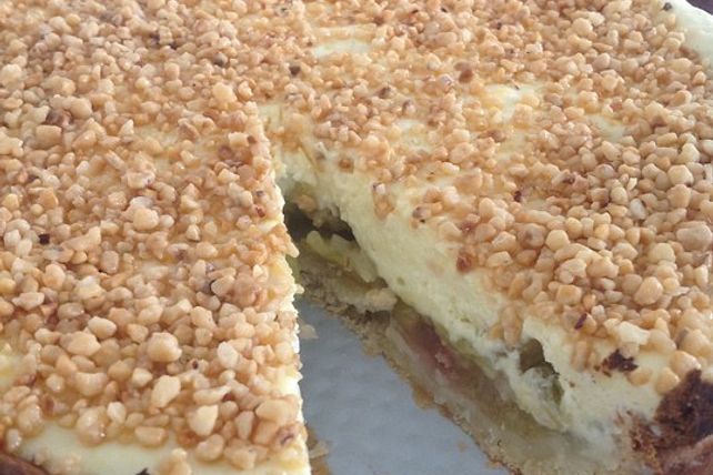 Rhabarberkuchen mit Vanille-Sahne-Creme nach Mama Claudia von FroNatur ...