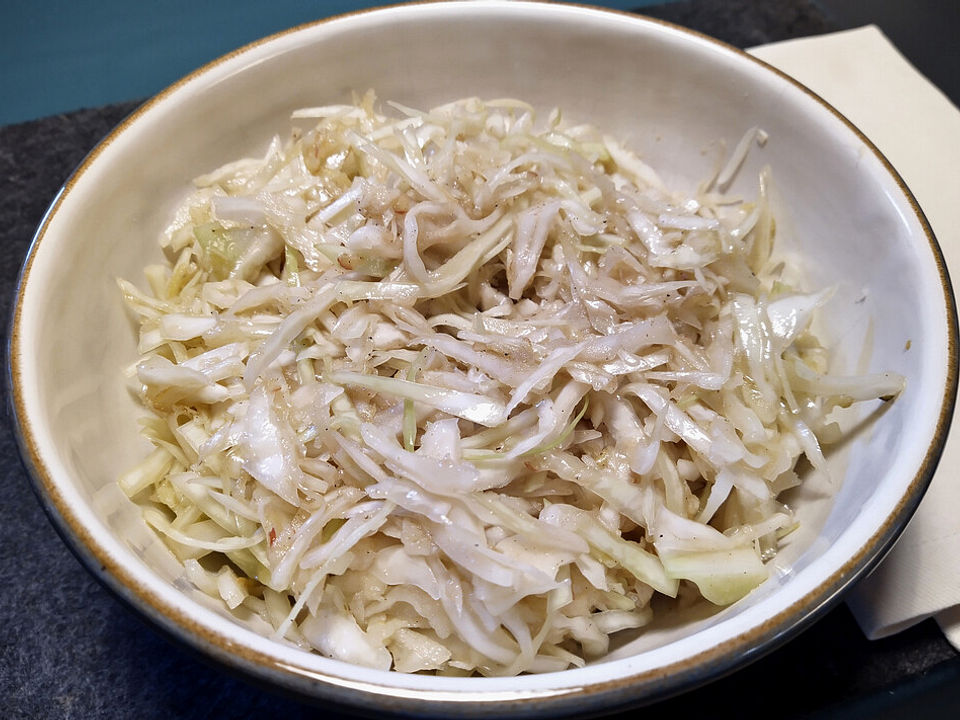 Krautsalat mit Apfel von mwtina| Chefkoch