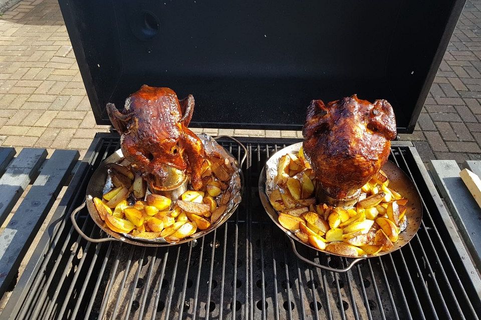 Hähnchen mit Rosmarinkartoffeln vom Grill