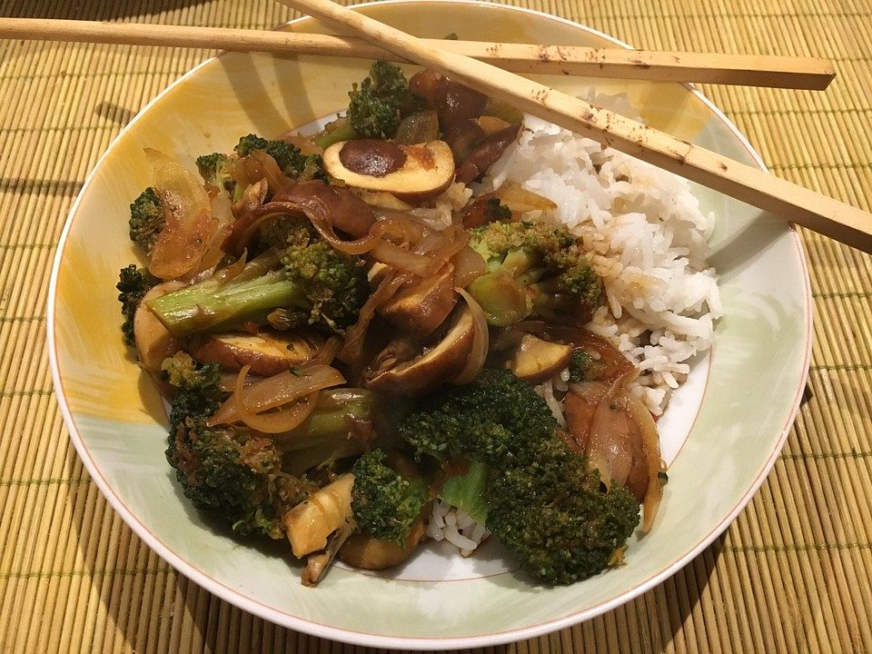 Wokgemüse mit Reis von Reisegewohnheit| Chefkoch