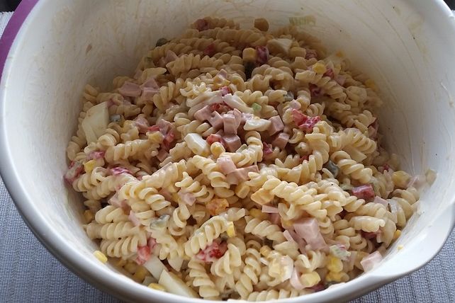 Leckerer Nudelsalat von Carrinaa91| Chefkoch Leckerer Nudelsalat von Carrinaa91| Chefkoch