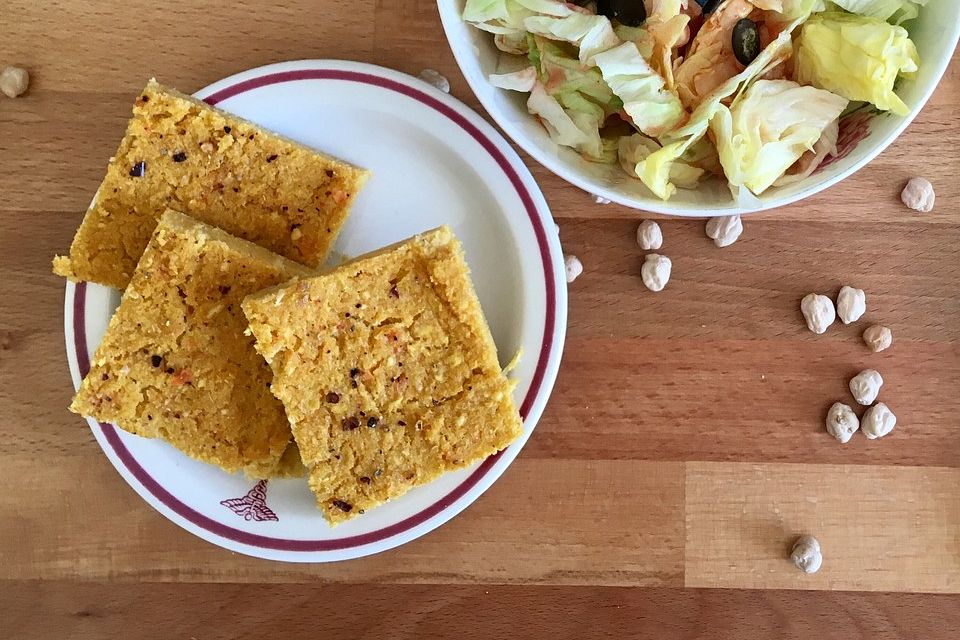 Kichererbsen-Karotten-Brot