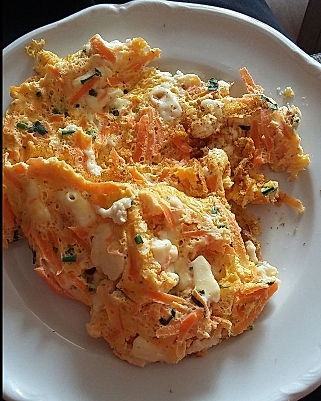 Schafskäse-Omelette mit Karotten