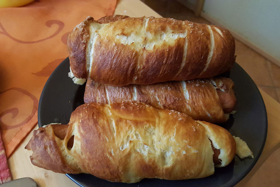 Cheese Pretzel Dogs