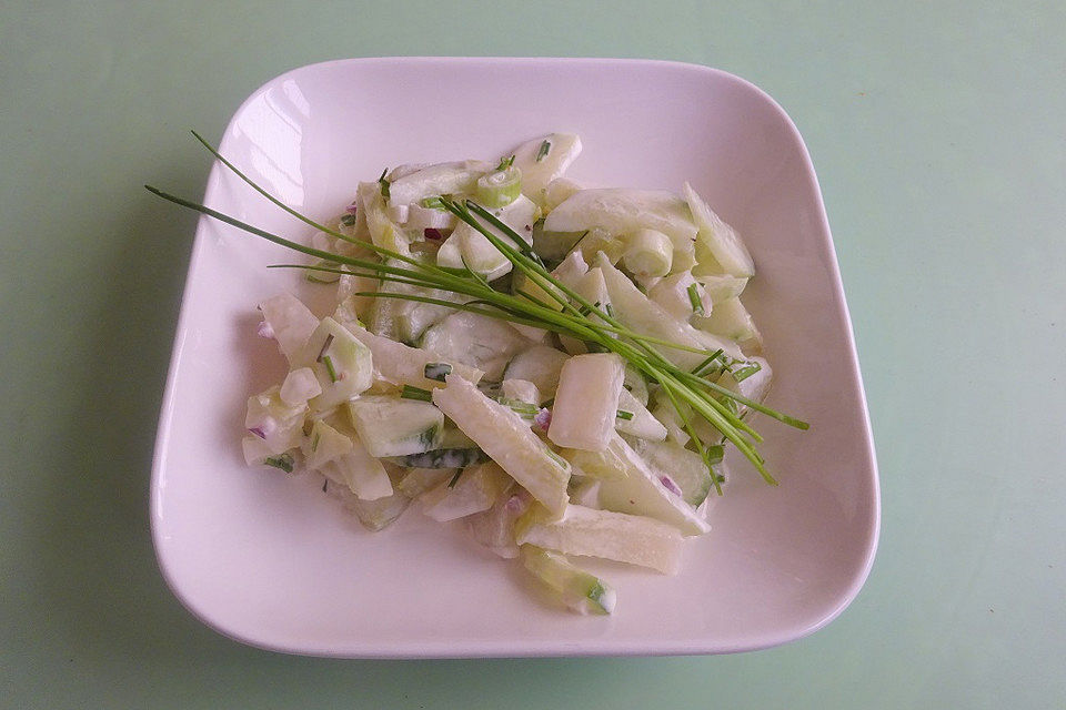 Gurken-Kohlrabi-Salat