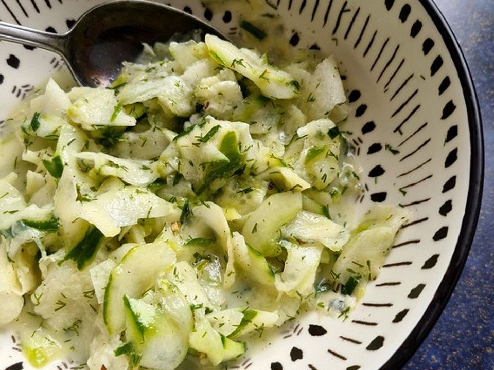 Gurken-Kohlrabi-Salat von TipsyDuffy| Chefkoch