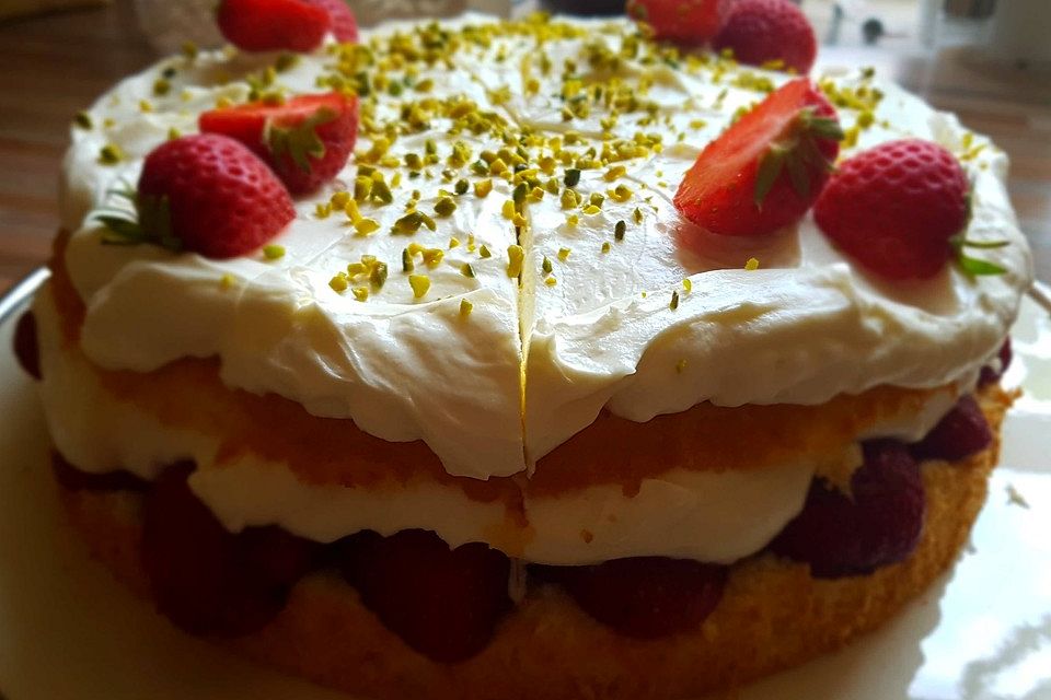 Erdbeer-Mascarpone-Torte