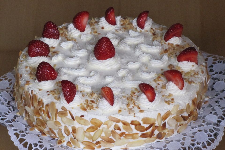 Erdbeer-Mascarpone-Torte