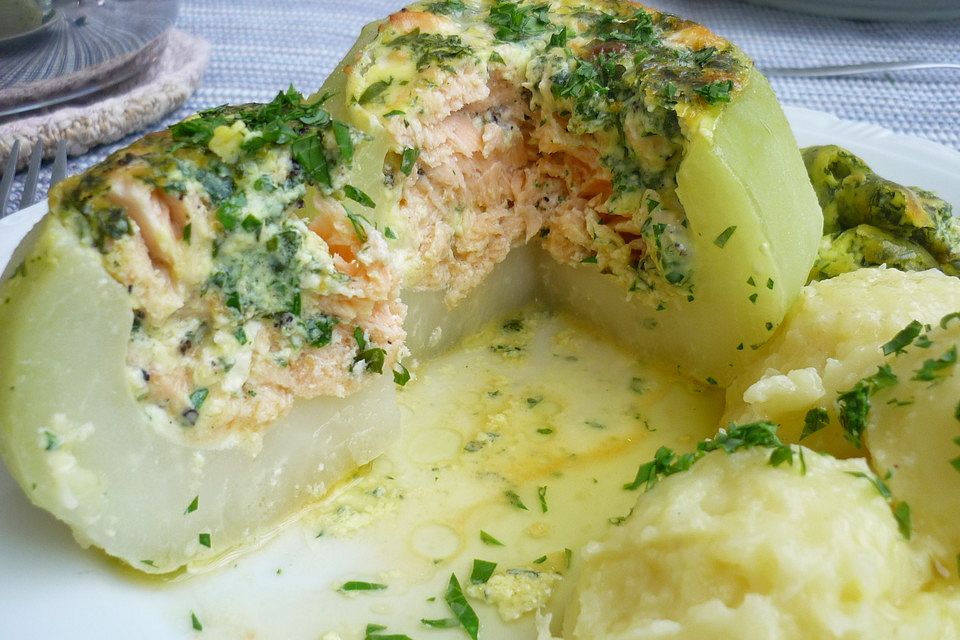 Kohlrabi mit Lachs gefüllt