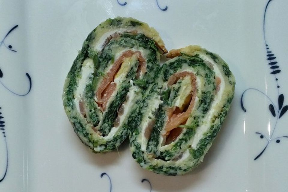 Spinat-Lachs-Rolle mit Frischkäse