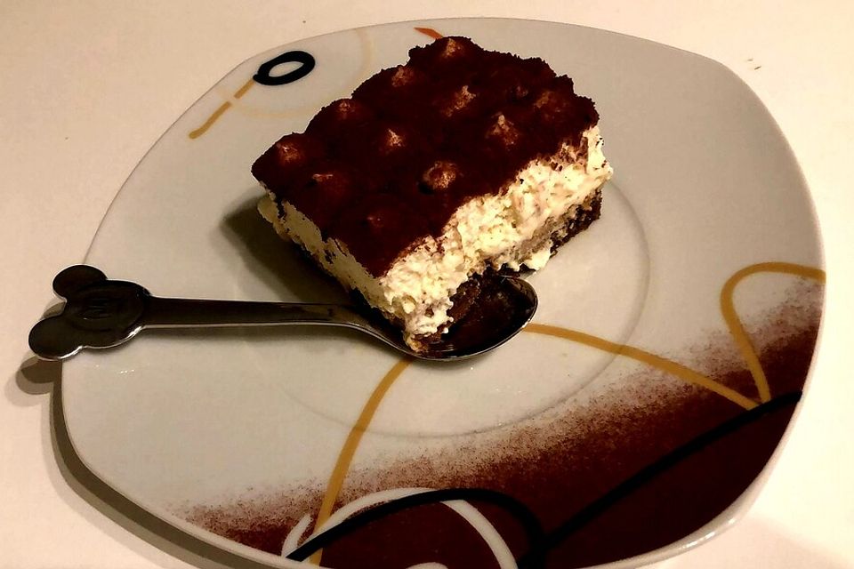 Kinder Tiramisu