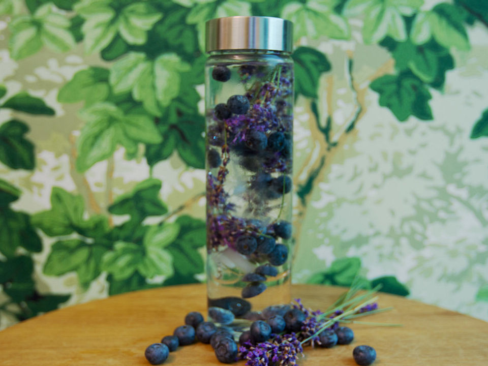 Blaubeer-Lavendel-Wasser von andrea_ck | Chefkoch