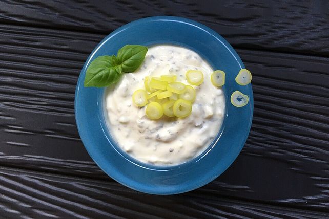 Knoblauchsauce aus Crème fraîche von Schober112| Chefkoch Knoblauchsauce aus Crème fraîche von Schober112| Chefkoch
