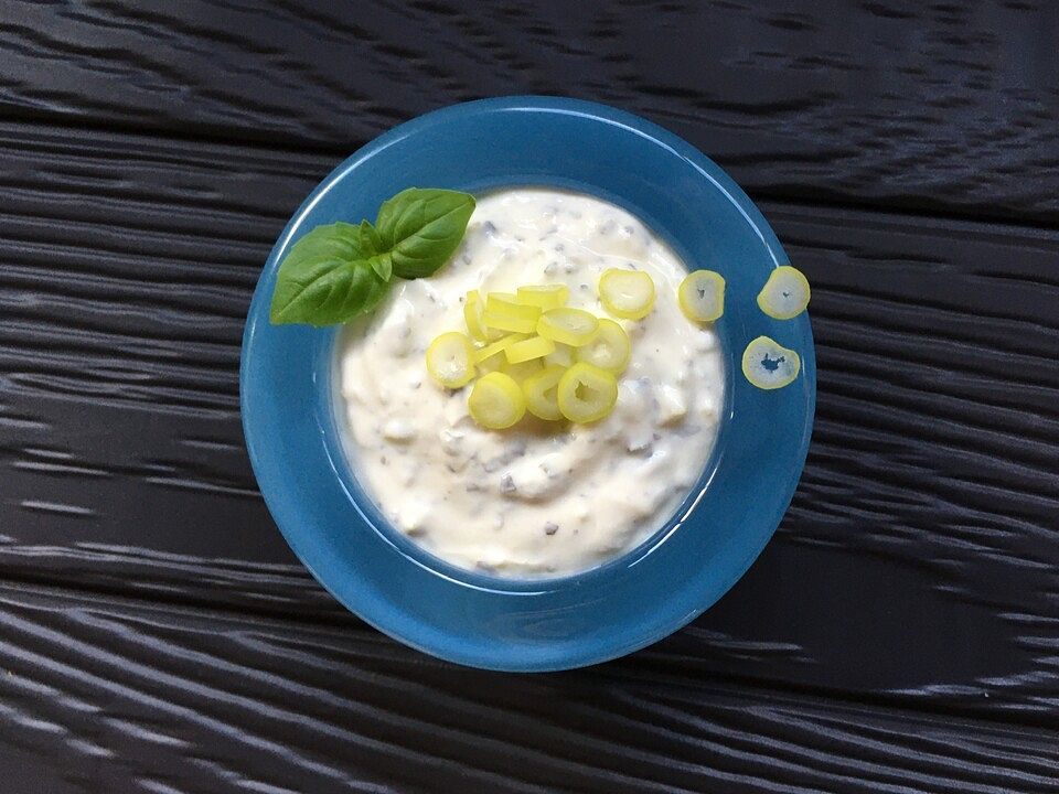 Knoblauchsauce aus Crème fraîche von Schober112| Chefkoch Knoblauchsauce aus Crème fraîche von Schober112| Chefkoch