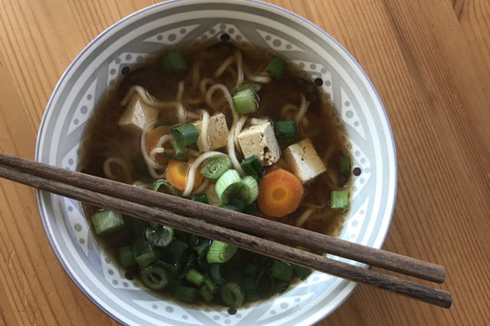 Tofu - Miso - Suppe