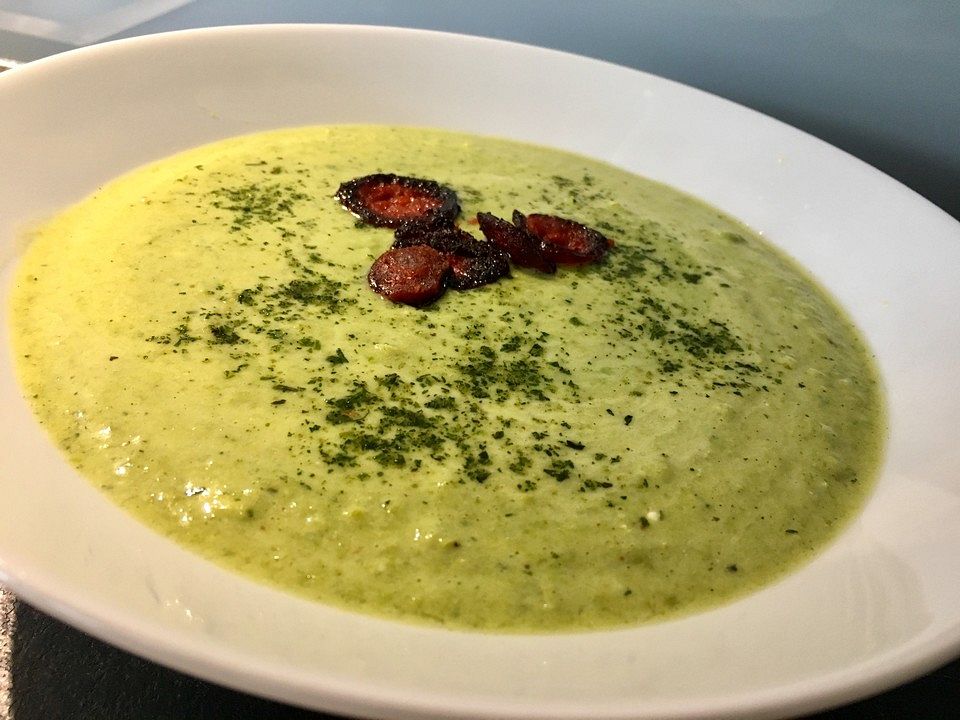 Leichte Erbsen-Joghurt-Suppe mit Chorizo-Chips von Chelli_Libelli| Chefkoch