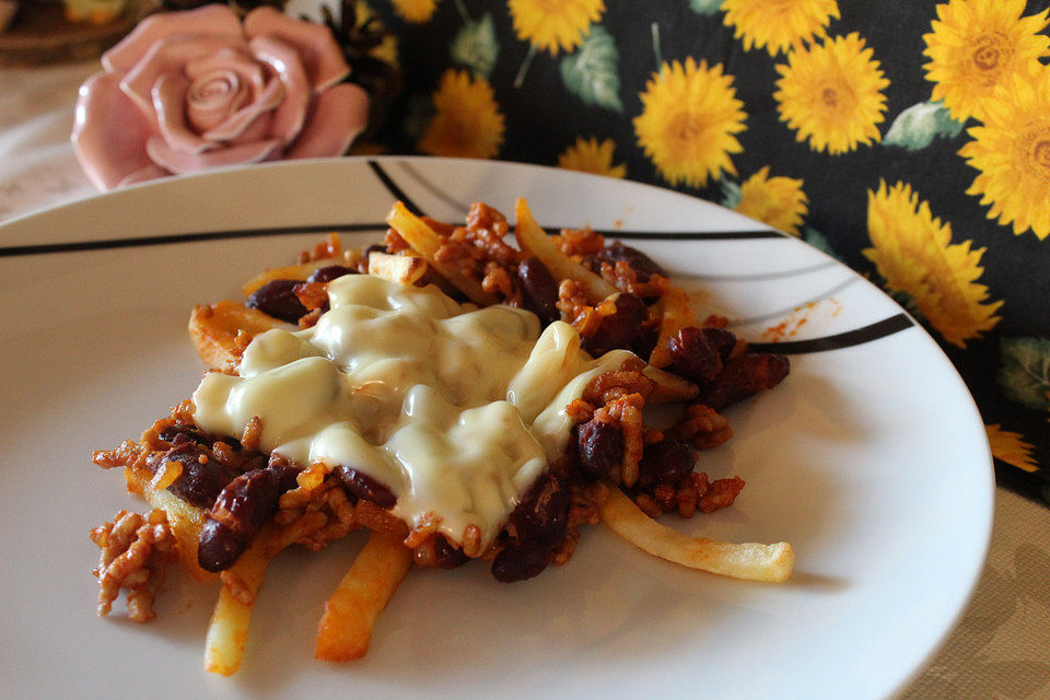 Chili-Cheese-Pommes mit Hackfleisch