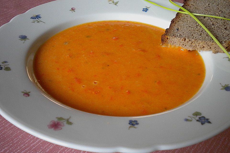 Rote Paprika - Suppe