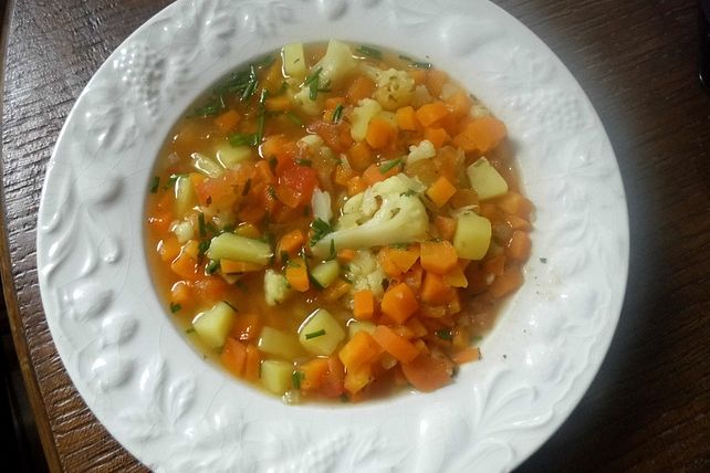 Bunte Gemüsesuppe von KochMaus667| Chefkoch