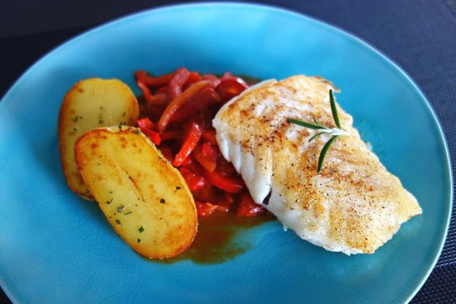 Fisch auf Paprikagemüse von renehary| Chefkoch