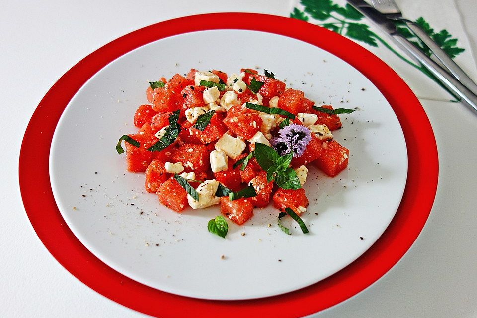 Wassermelonensalat mit Feta und Minze