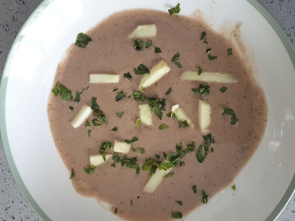 Kalte Joghurtsuppe mit Avocado, Gurke und Minze von hefide| Chefkoch