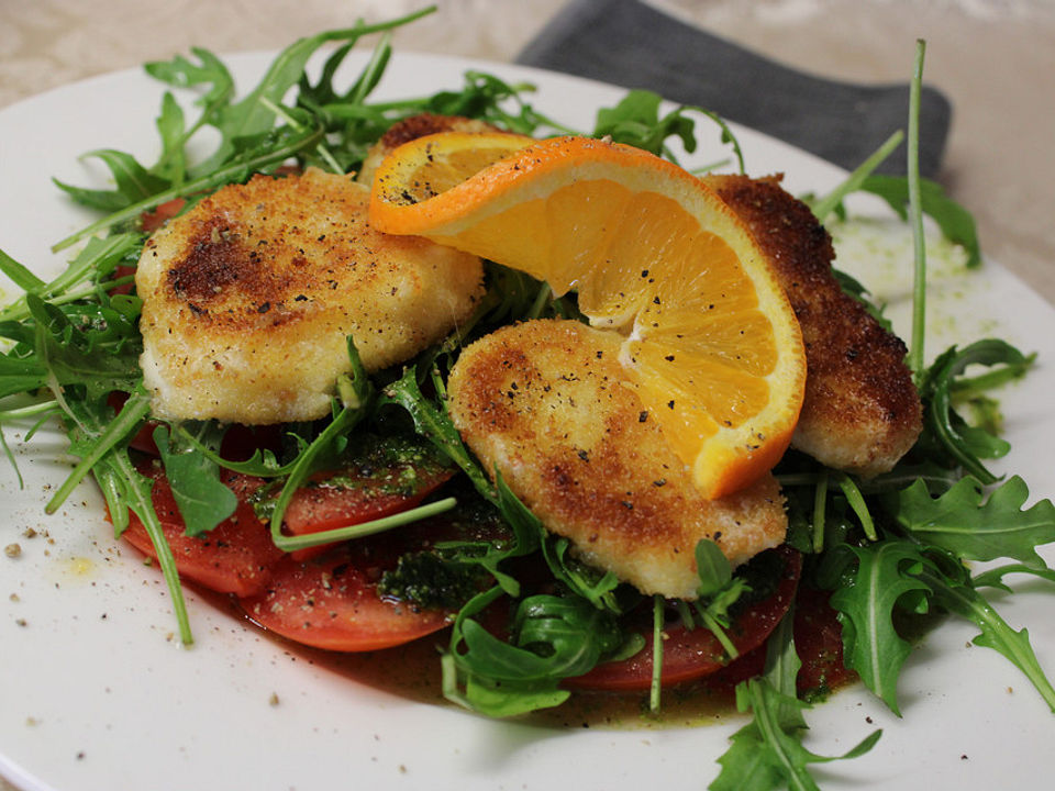 Gebackener Mozzarella auf Tomaten-Rucola-Salat von McMoe| Chefkoch