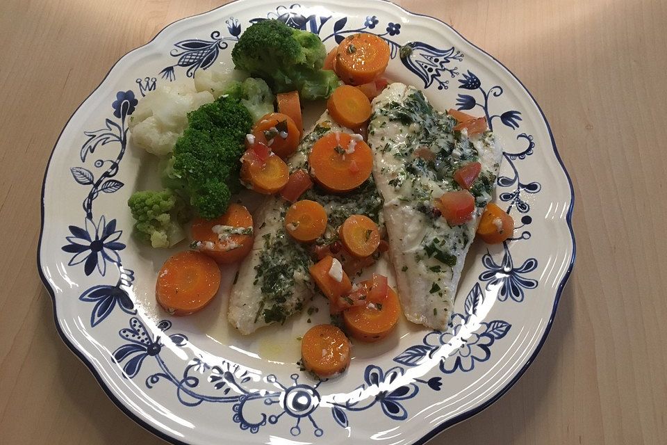 Fisch überbacken mit Käse und Kräutern aus dem Garten