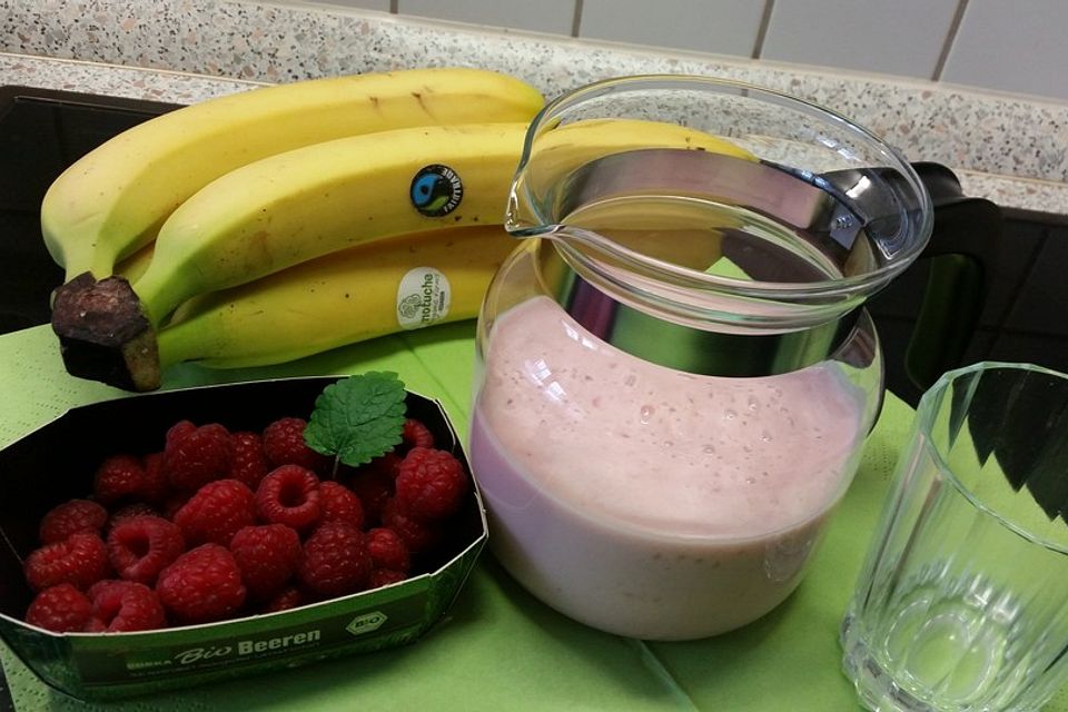 Bananen-Himbeer-Smoothie