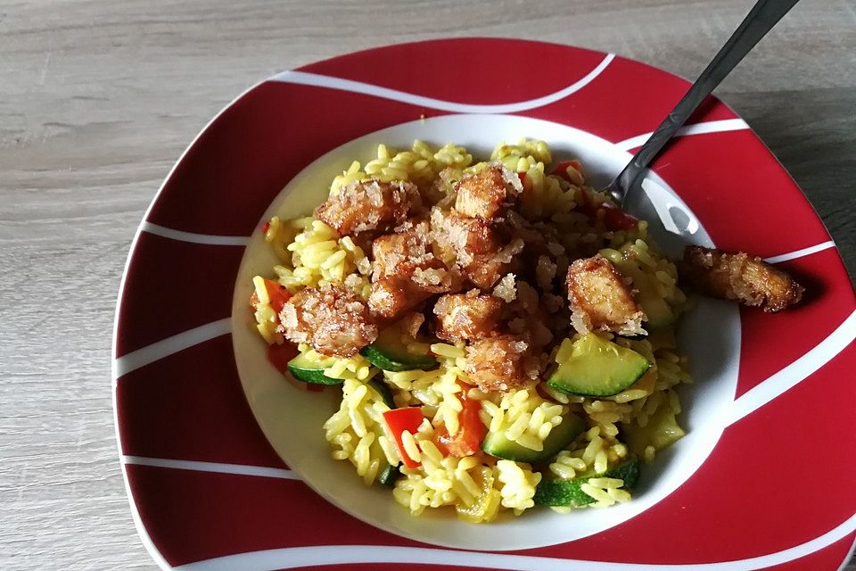 Curry-Reis-Gemüsepfanne mit Teriyaki-Hähnchen